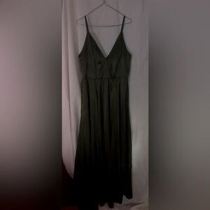 David’s bridal bridesmaid dress size 12 neutral green in color